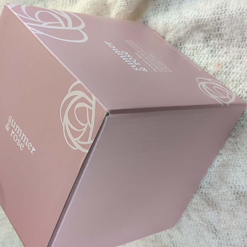 Summer & Rose Pumpkin Bliss Soy Blend Candle, 269g/9.5oz(4"x3"x3.5") - Picture 6 of 16